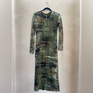 Raquel Allegra size 1 bodycon long sleeve maxi dress. Green camo tie dye